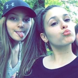 Meet your Posher, Brittney